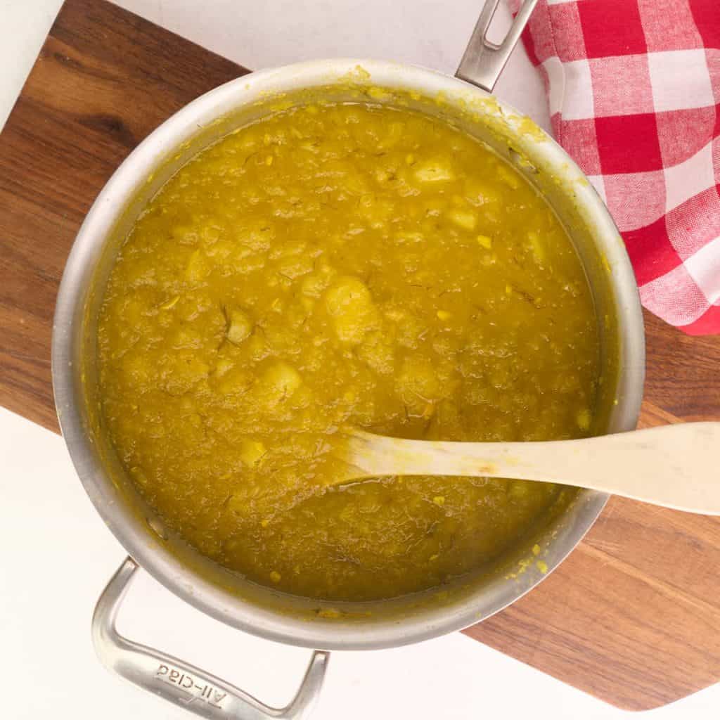 saucepan of cooked relish