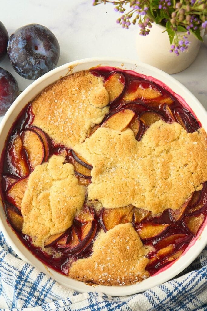 finished round cobbler on marble.