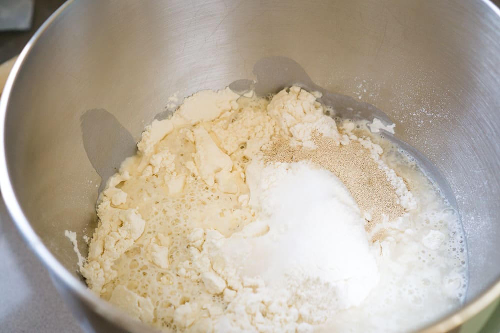 How Long Do You Knead Bread Dough In A KitchenAid? - Kitchen Seer