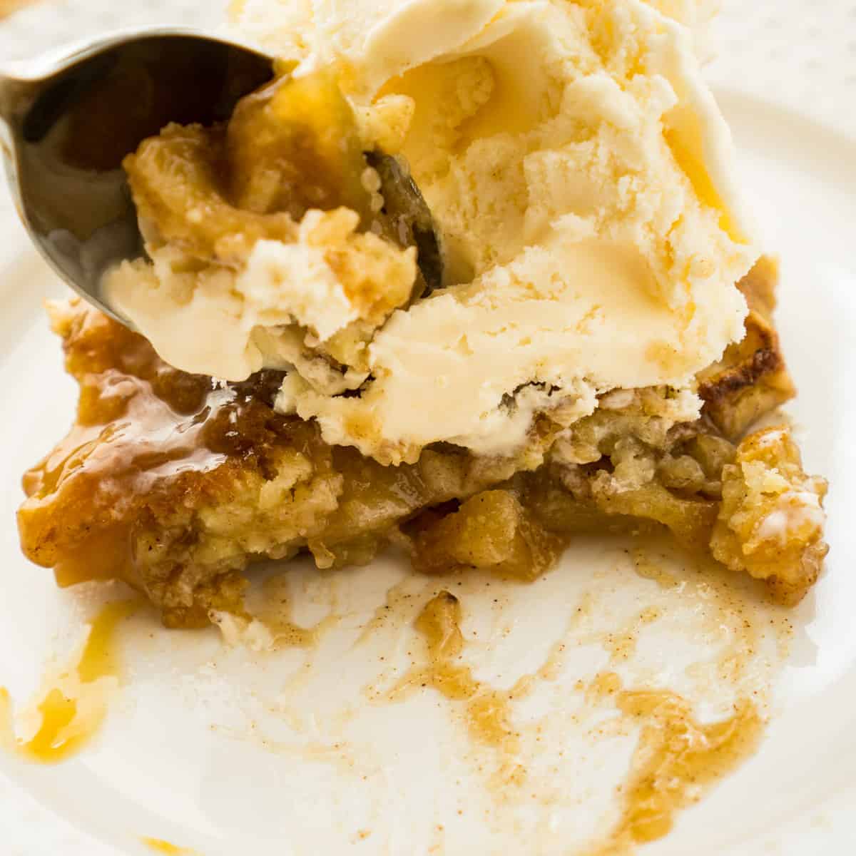 Caramel Apple Cobbler - Heart's Content Farmhouse