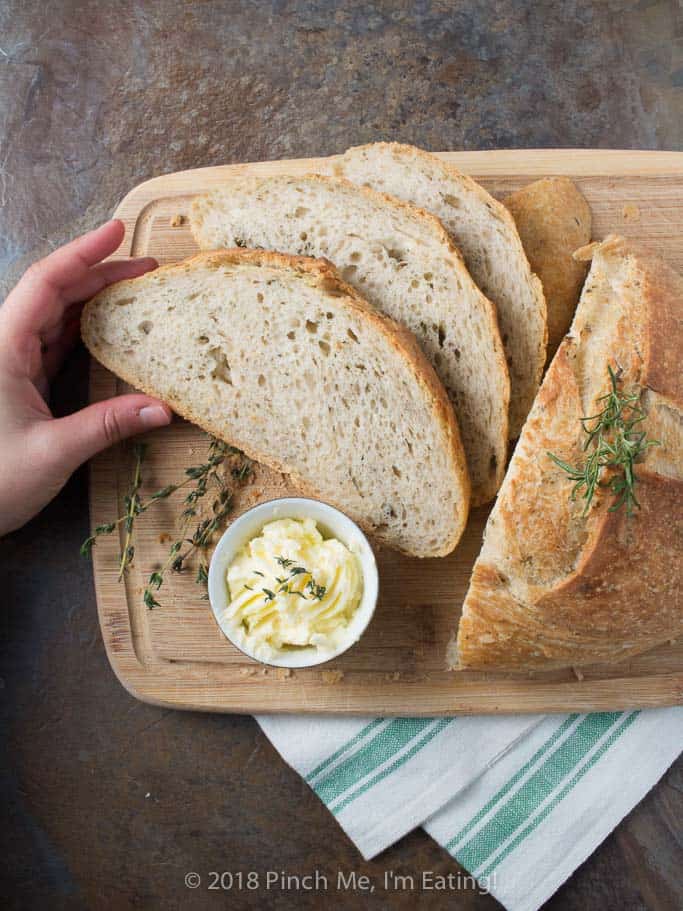 Bread Recipes You Can Make in a Dutch Oven : Hearts Content Farmhouse