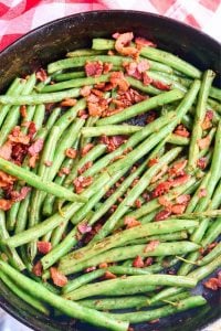 cast iron skillet green beans with bacon