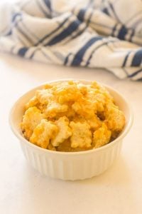 white bowl of cheese sourdough crackers