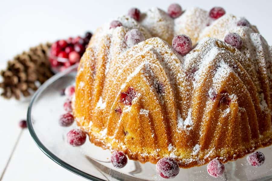 17 Beautiful Christmas Bundt Cakes to Make This Year