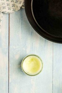 DIY Cast Iron Seasoning Oil (Grapeseed Oil + Beeswax)