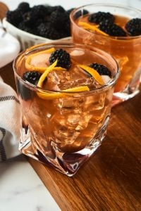 How to Make the Perfect Blackberry Old Fashioned – Your New Favorite Drink!