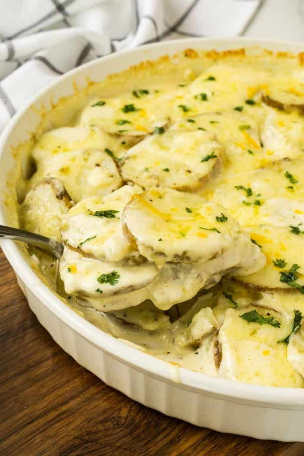 Easy White Cheddar Scalloped Potatoes, Step by Step