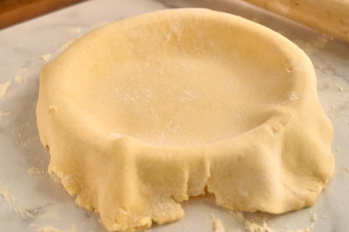 How to Make Grandma's Pie Crust With Butter and Crisco
