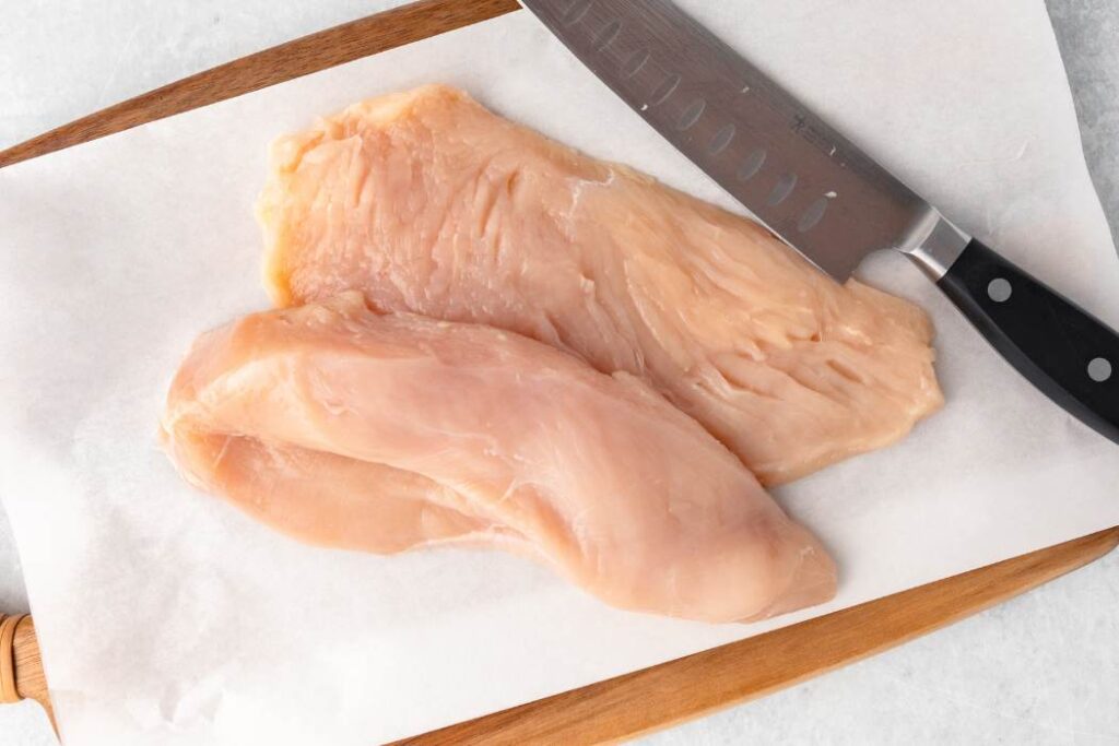 chicken breast on paper towels.