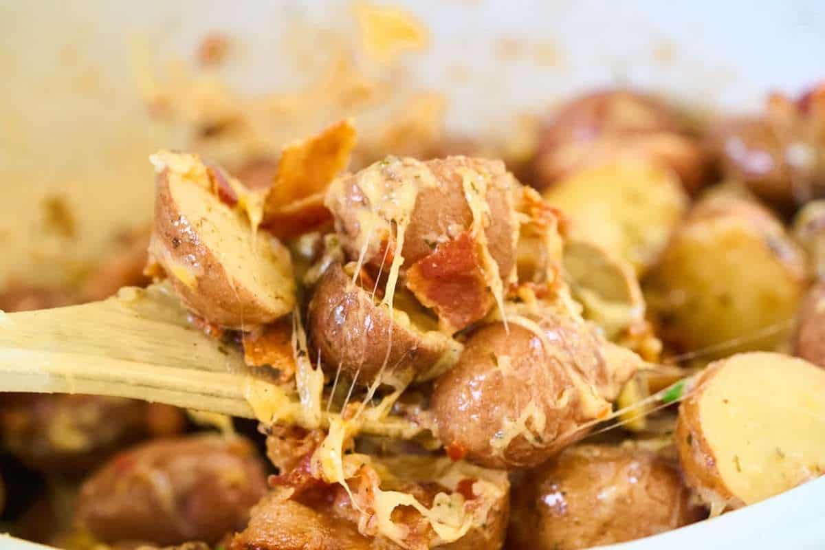 Slow Cooker Cheesy Bacon Ranch Potatoes Heart's Content Farmhouse