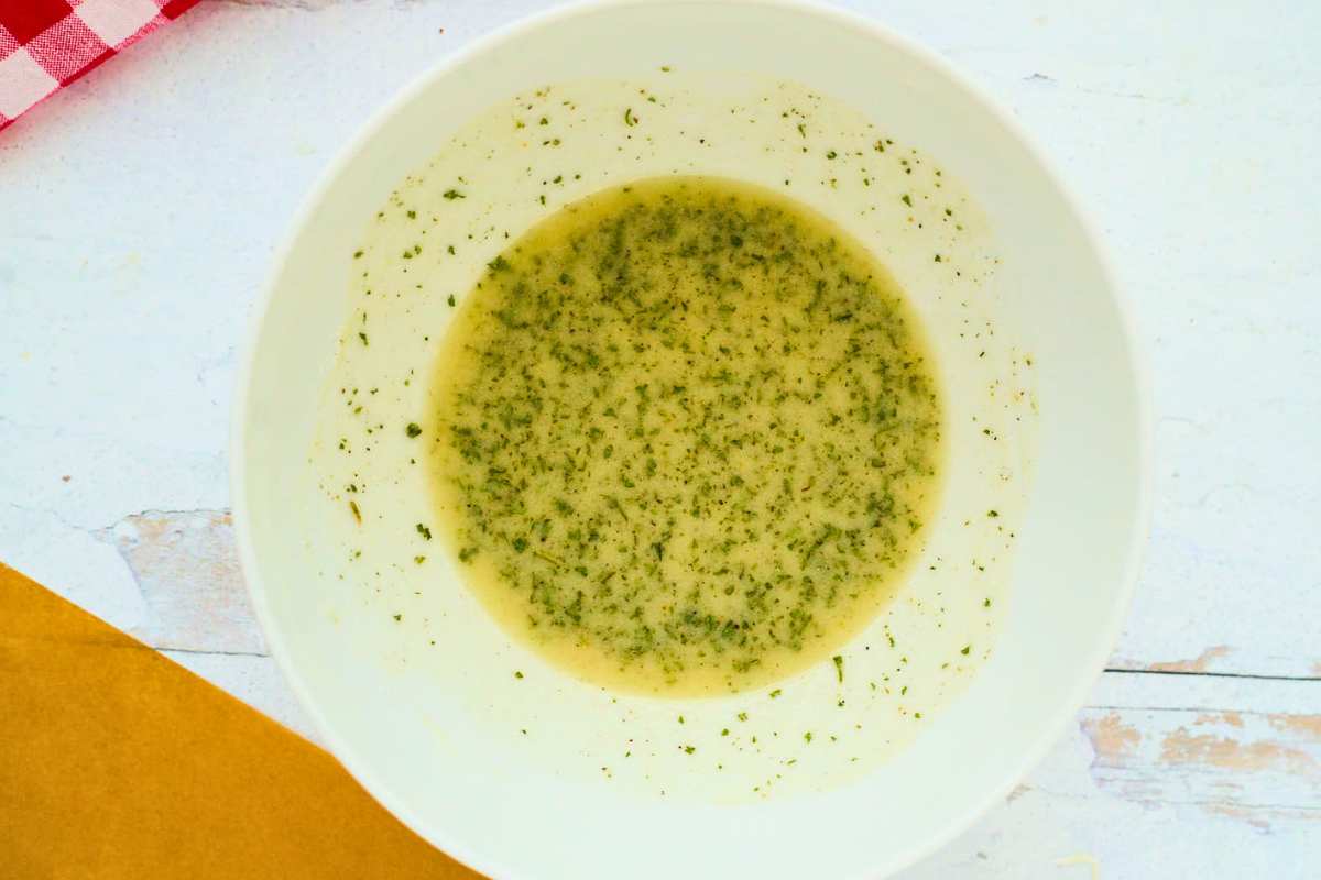 bowl seasoning mixed with vegetable oil.