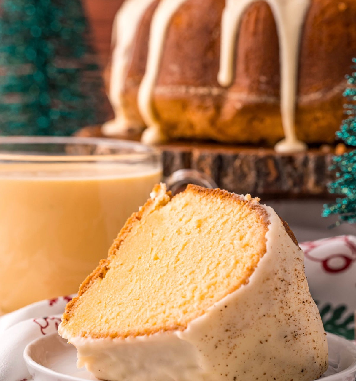 https://heartscontentfarmhouse.com/wp-content/uploads/2022/08/eggnog-cake.jpg