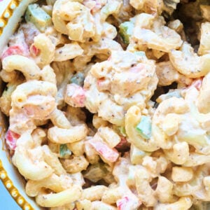 close up of finished macaroni salad with shrimp and veggies.