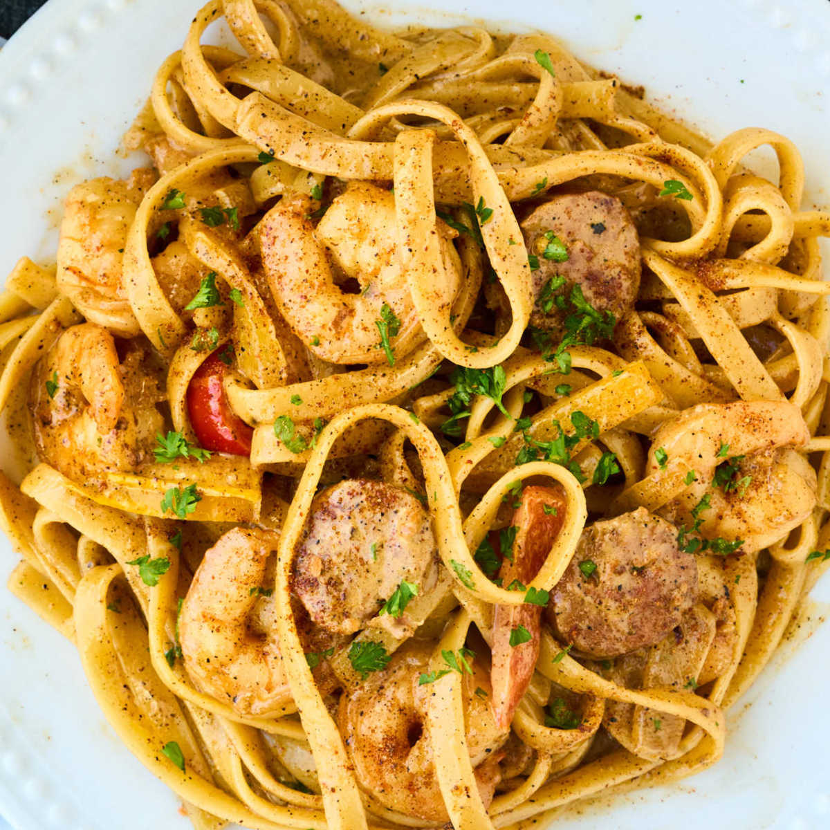 plate of finished pasta.
