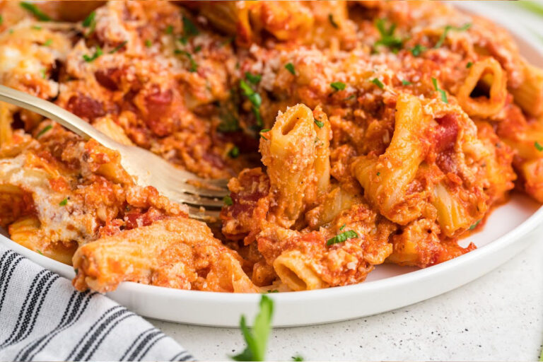 Easy Crockpot Baked Ziti Recipe A Weeknight Dinner Family Favorite