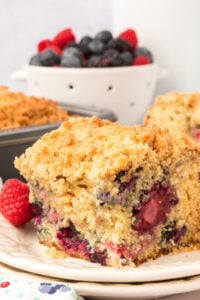 berry coffee cake on plate.