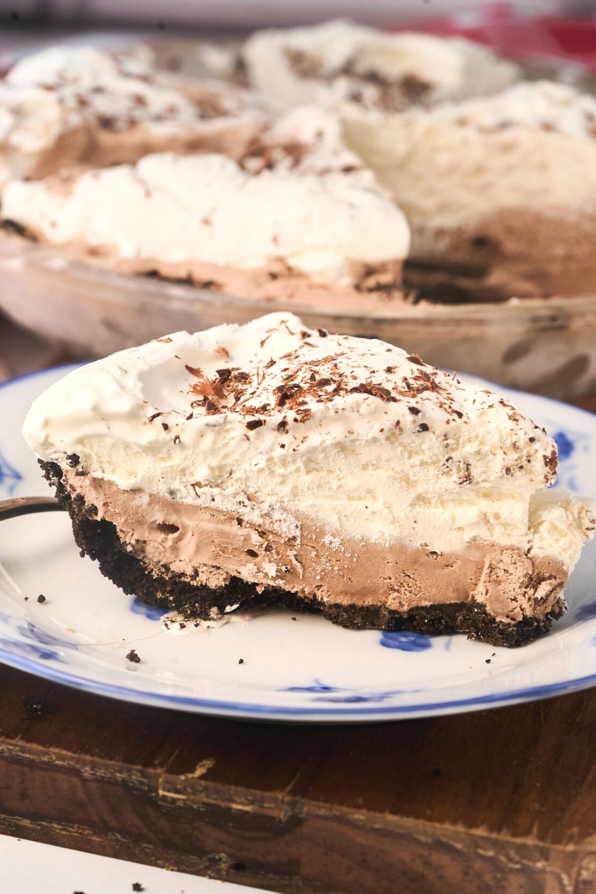 No-cook chocolate ice cream cake recipe