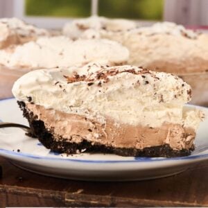 finished slice of pie showing layers.