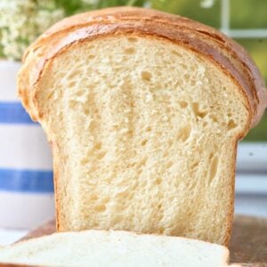 sliced sandwich loaf.