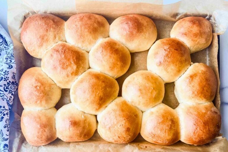 fully baked hawaiian bread.