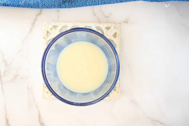 melted and cooled oils in bowl.