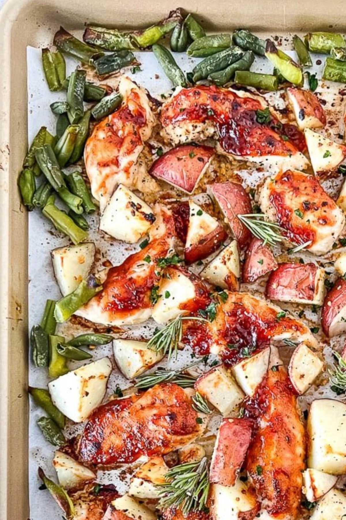 17 Super Easy Chicken Sheet Pan Dinners for Busy Weeknights