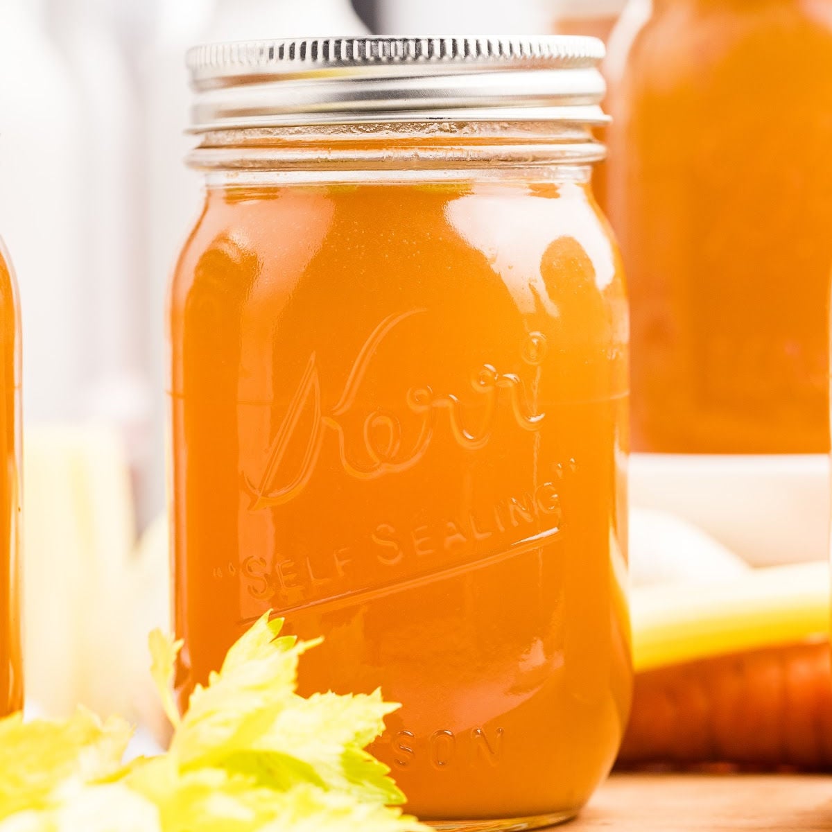 sealed mason jar of bone broth.
