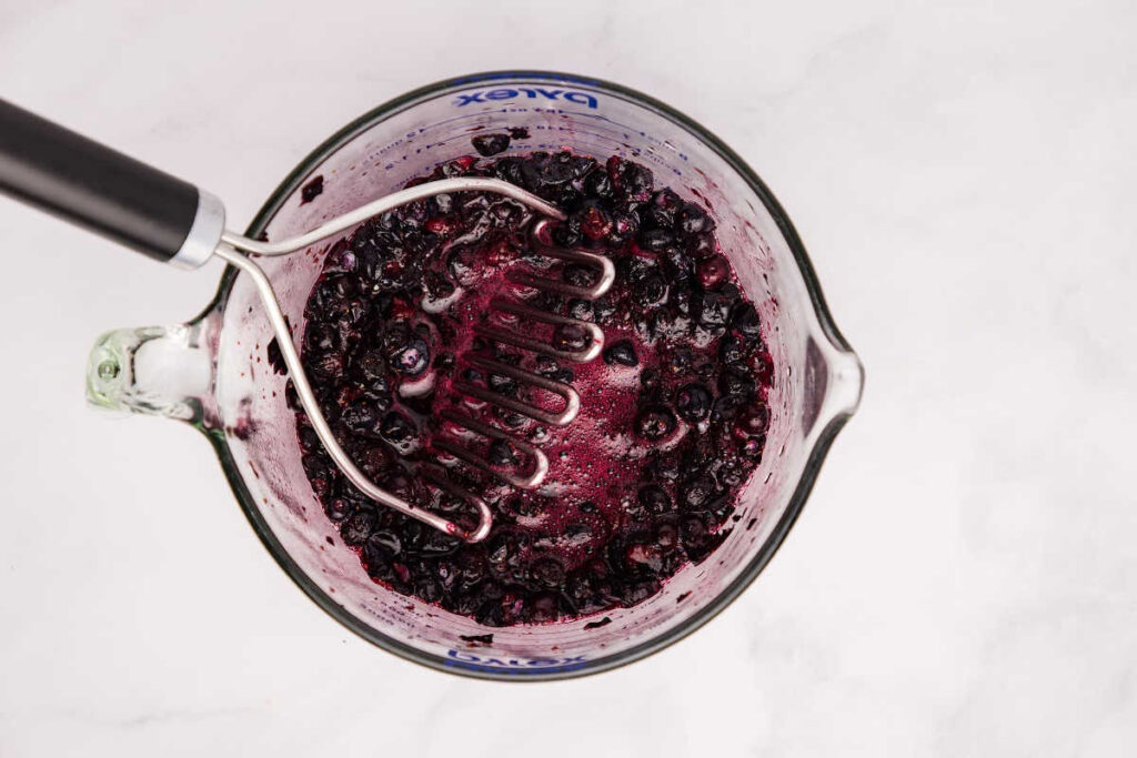 Old-Fashioned Blueberry Preserves for Canning