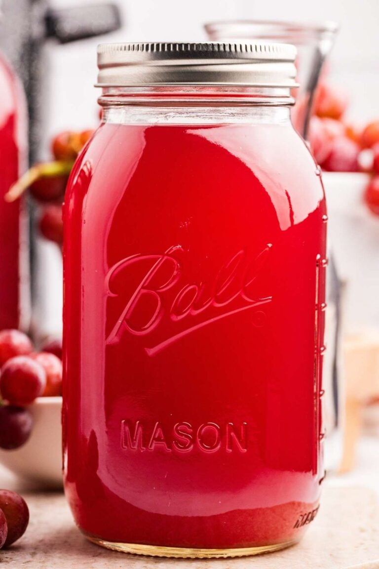 How to Make Naturally Sweet Canned Grape Juice