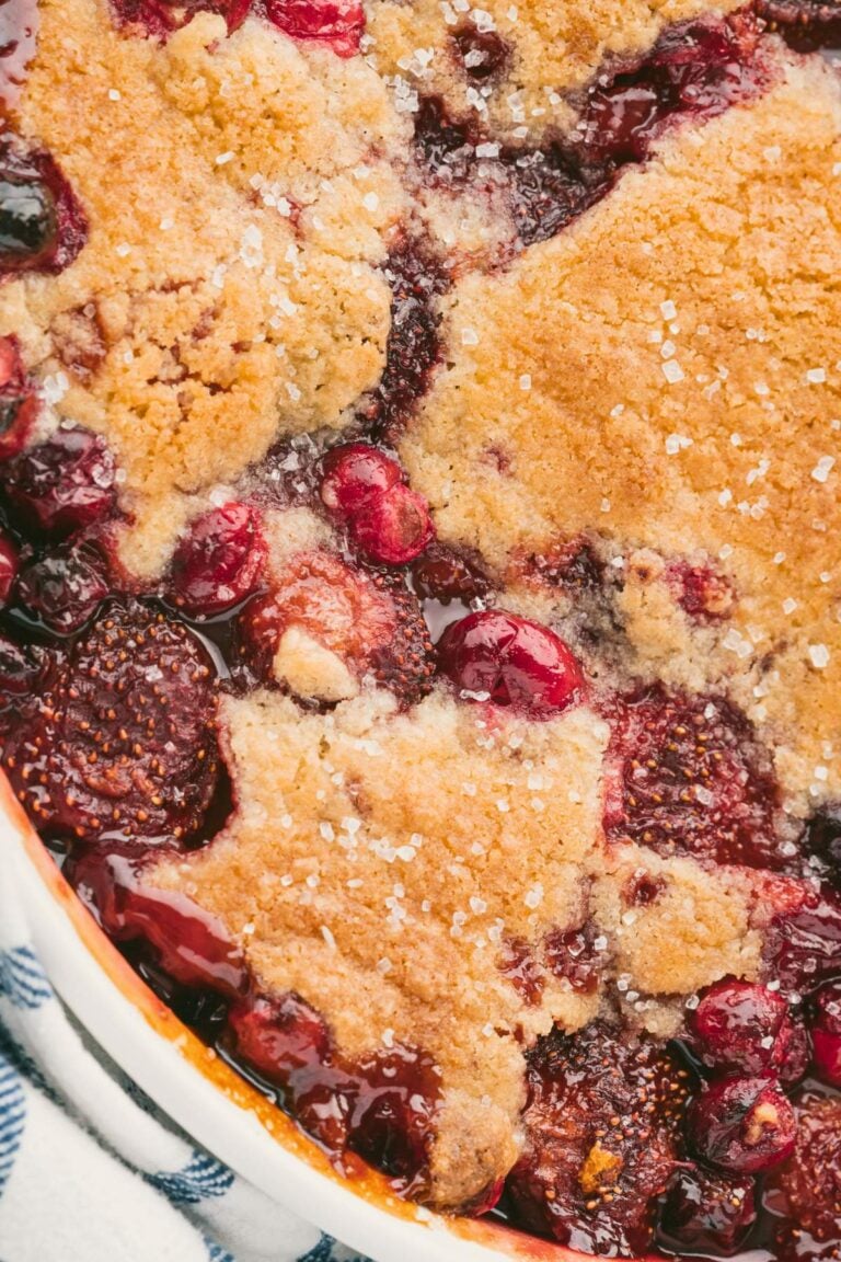 overhead view of cobbler with berries.