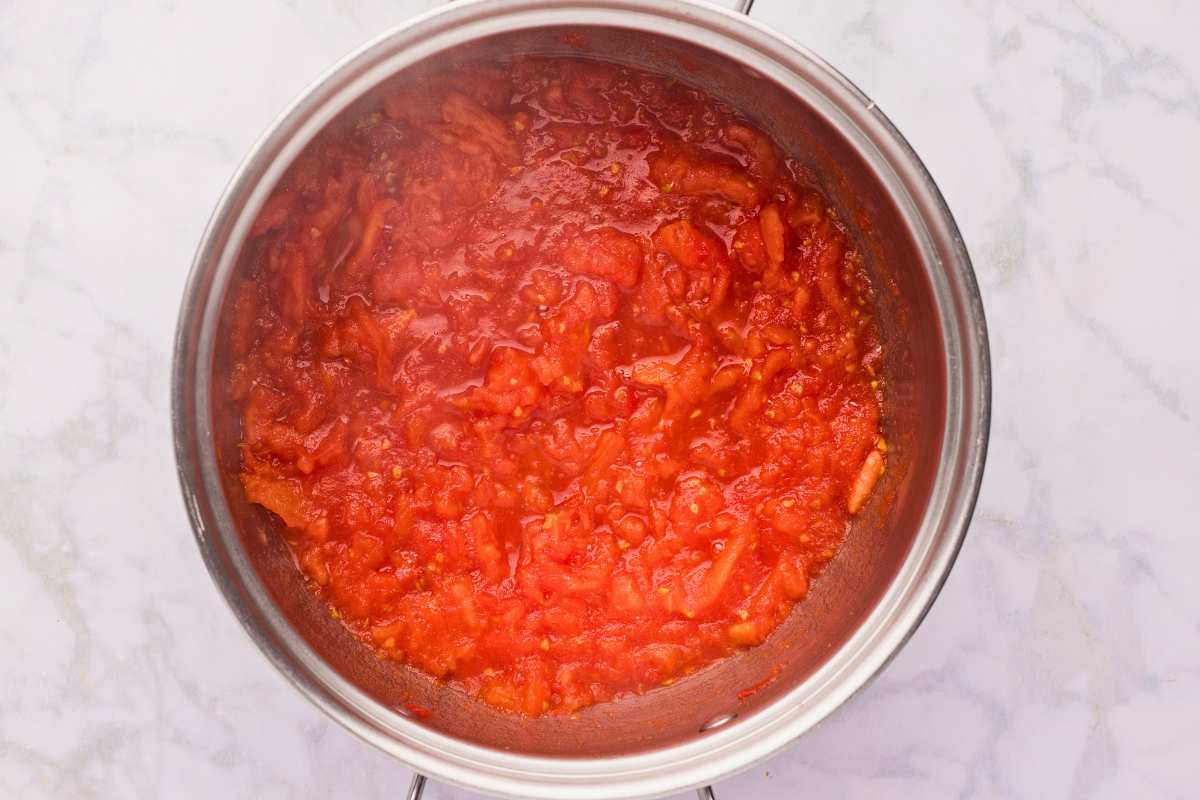 tomato mixture boiling in pot.