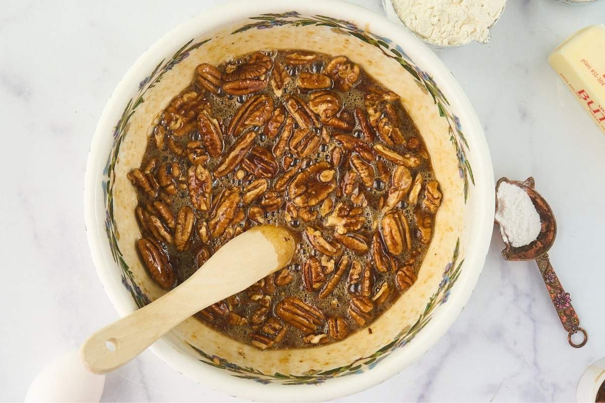 pecan filling in mixing bowl.
