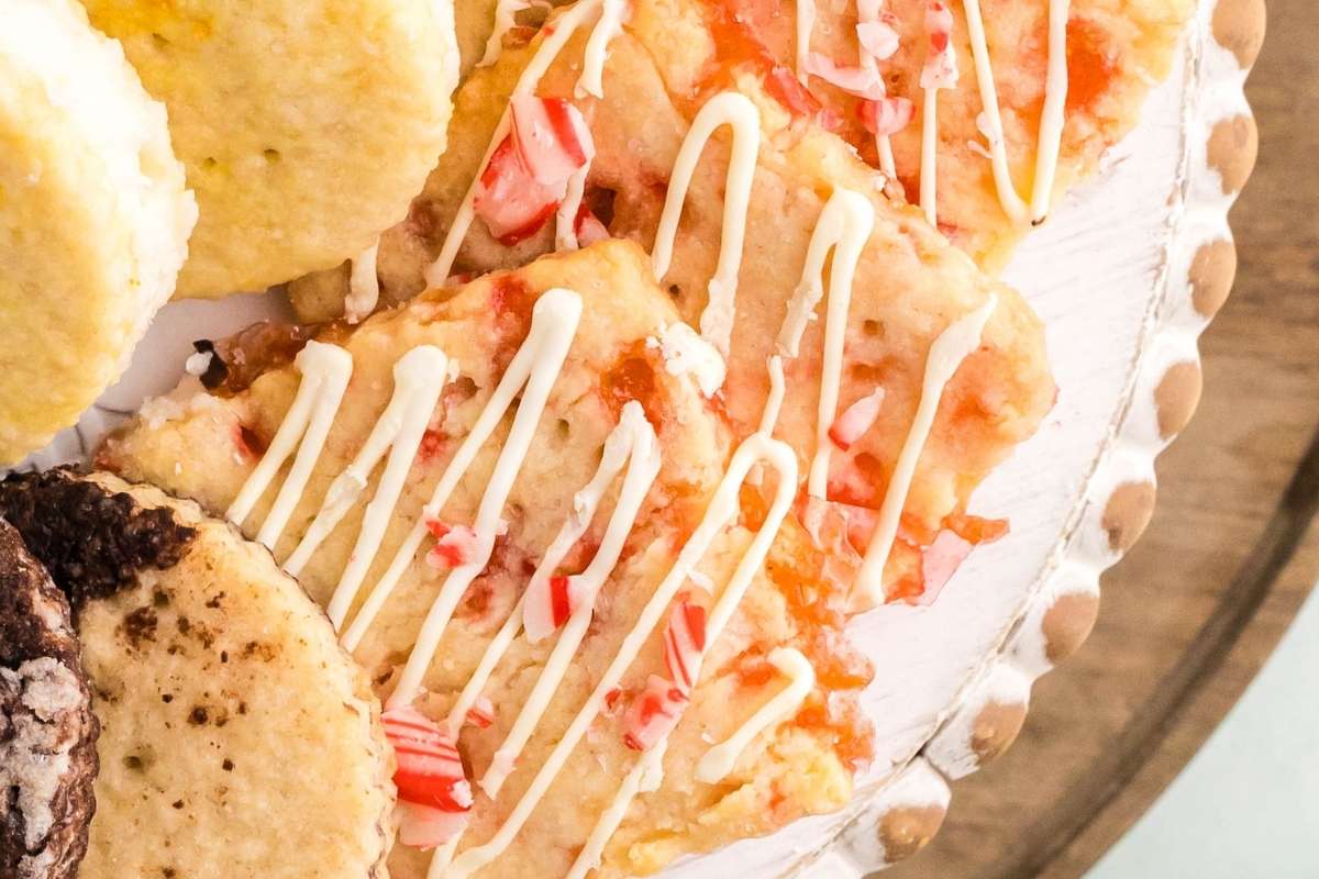 Finished peppermint shortbread cookies arranged on a plate.